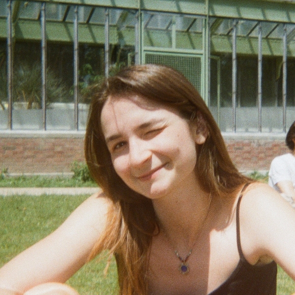 Elisa - Prof de droit civil - Paris