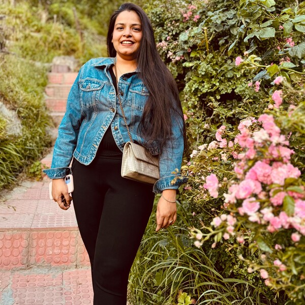 Rashi - Maths tutor - Ghaziabad