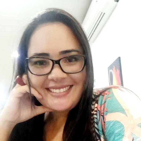Sheyla - Prof de método cientifico - Vila Uniao