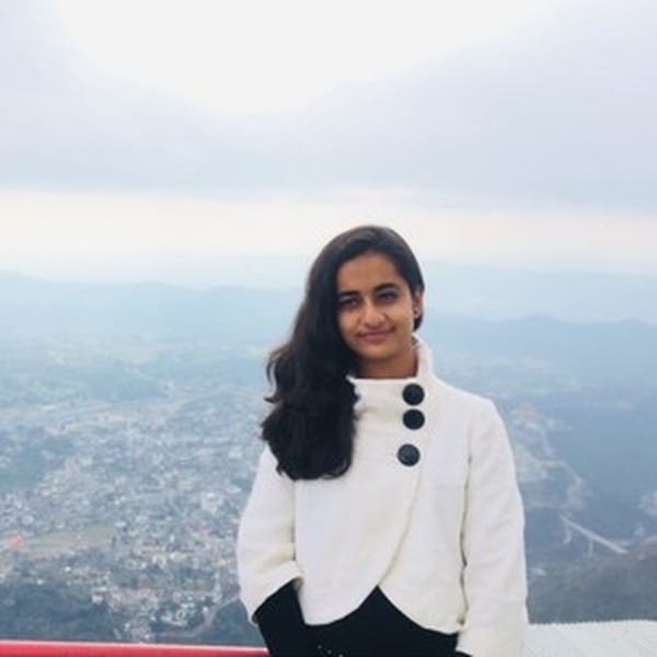 Ritika - Drawing teacher - New Delhi