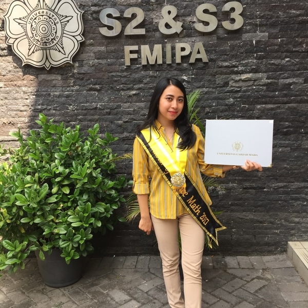 Arum Helmi Manggala - Guru matematika - Kecamatan Kalasan