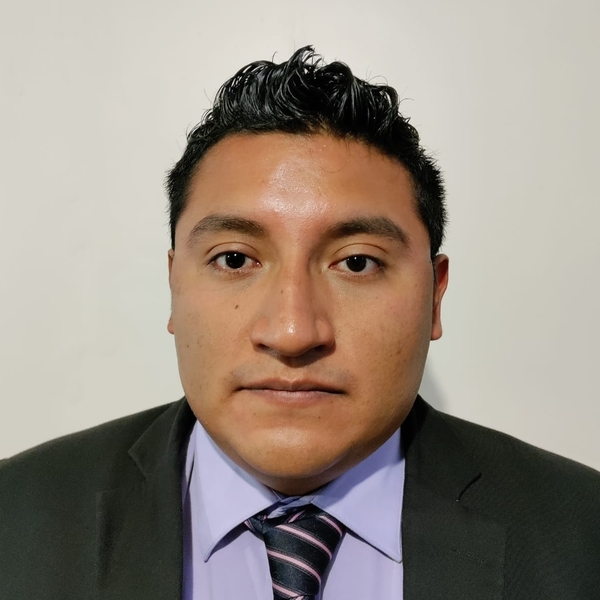Axel - Profesor de economía - CDMX