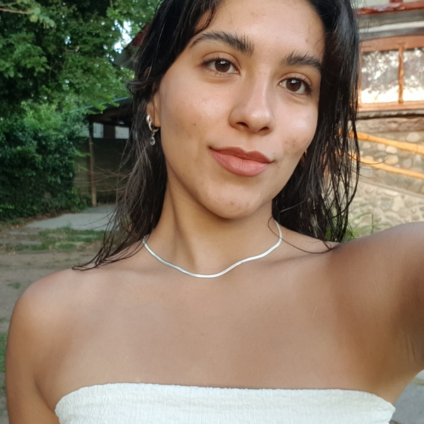 Valentina - prof de Química - Chepes