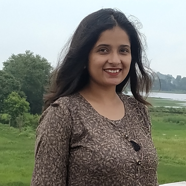 Aayushi - Mathematics tutor - 