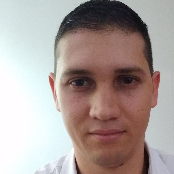 Esneider - Profe de desarrollo personal - Medellín