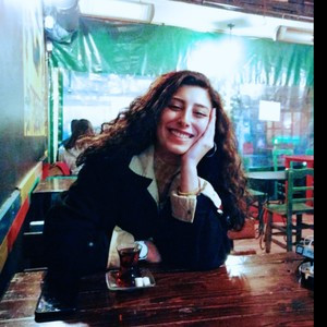 Hazal - Dijital pazarlama öğretmeni - 