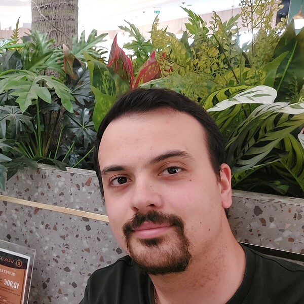 Alexandre - Professor de física - Évora
