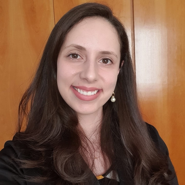 Danielle - Prof de desenvolvimento sustentável - Cidade Universitária