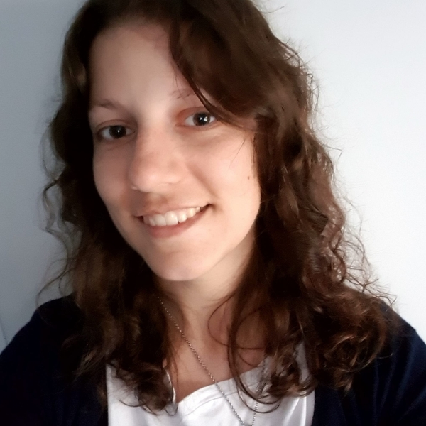 Ana - Prof de preparação de acesso à faculdade - 3720