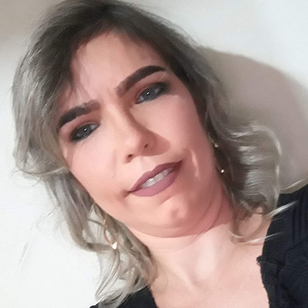 Elisangela - Professor de reforço escolar - Dourados