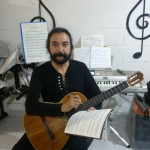 José Antonio - Profe de guitarra criolla - San Francisco Coacalco