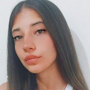 Selin - Dilbilgisi öğretmeni - Ankara