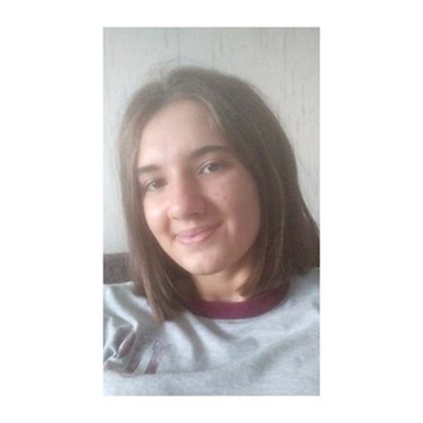 Ayşen - İngilizce öğretmeni - 