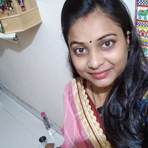 Dr hiral - Biology teacher - Surat