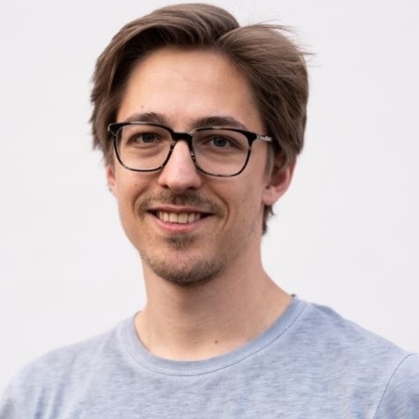 Fabian - Lehrkraft für Deutsch - Wiesbaden