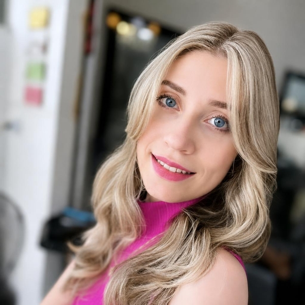 Dana - Professor de Italiano - Novo Mundo