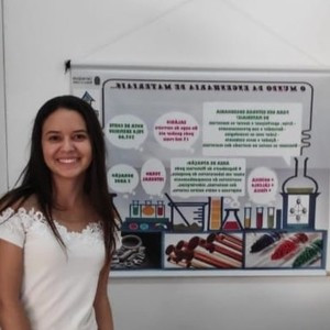 Lívia Kelly - Prof de explicações - 