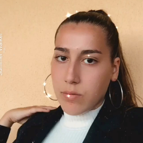 Tatiana - Professor de expressão oral - francês - Castelões