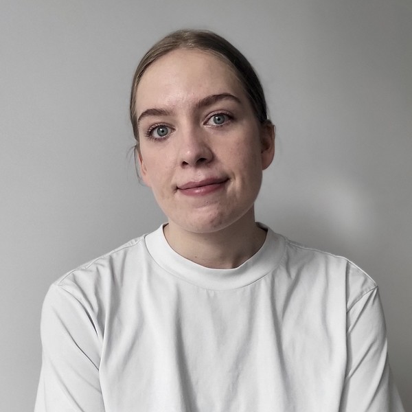 Inès - French tutor - London