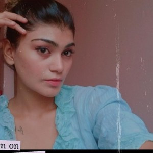 Aayushi - Political sciences tutor - Katni