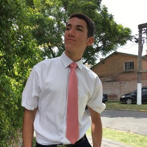 Elian - Profe de inglés - Pilar Centro