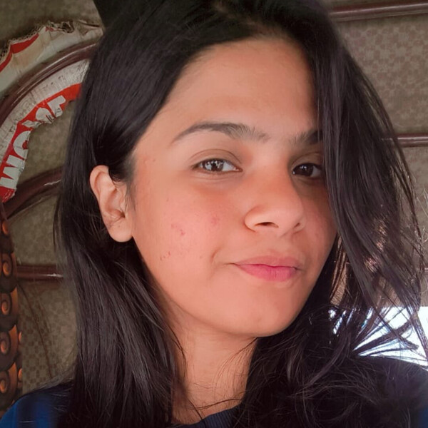 Dakshita Agarwal - Maths tutor - Mira Bhayandar