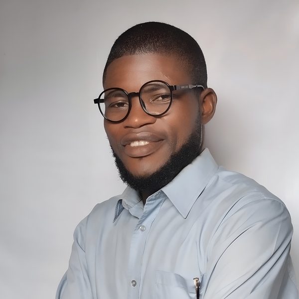Godwin - Mathematics tutor - Uyo