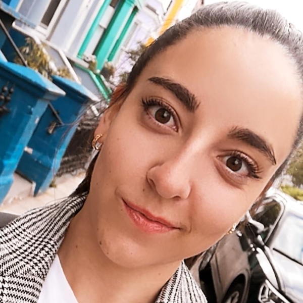 Almudena - Profe de matemática - Tomelloso
