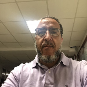 ABDELAZIZ - Prof de maths - Le Mans