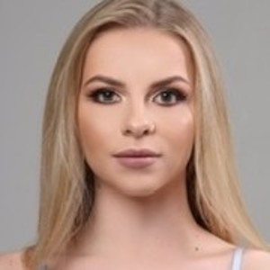 Jasmine - Acrobatics tutor - Leicester
