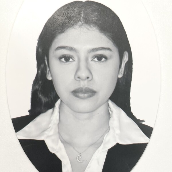 Fátima - profesor de química - Monterrey
