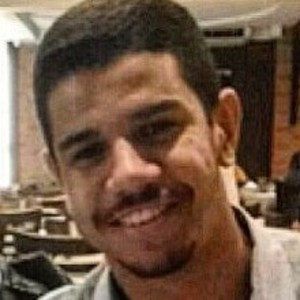 Caio - Professor de direito penal - Goiânia