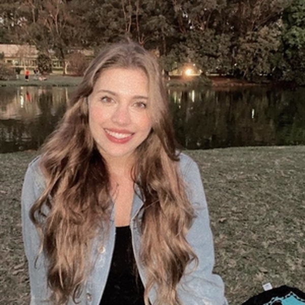 Sofia - Professor de Biologia - Jardim do Tiro