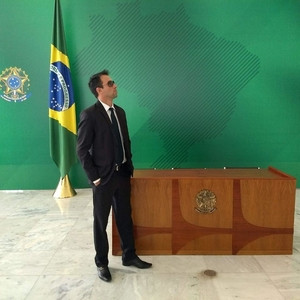 Rogério - Prof de português para estrangeiros - Santa Genoveva