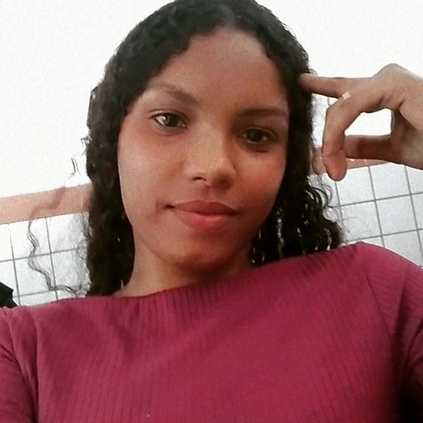 Debora - Professor de biologia - Anajatuba
