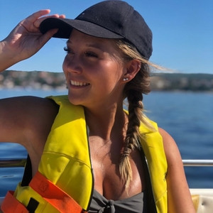 Sara - Lehrkraft für BWL - Hagen