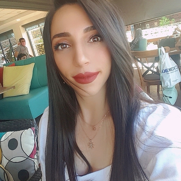 Derya - Coğrafya öğretmeni - 