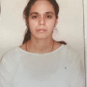 MATRIKA SHARMA - Chemistry tutor - Amritsar Cantt.