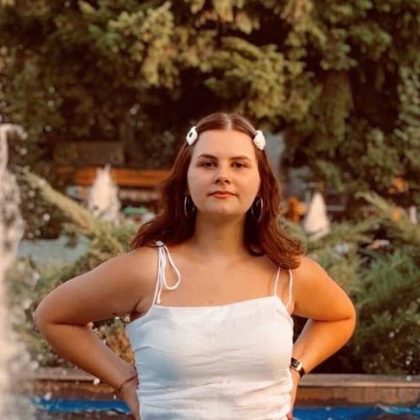 Raluca - Insegnante di inglese - Gropello Cairoli