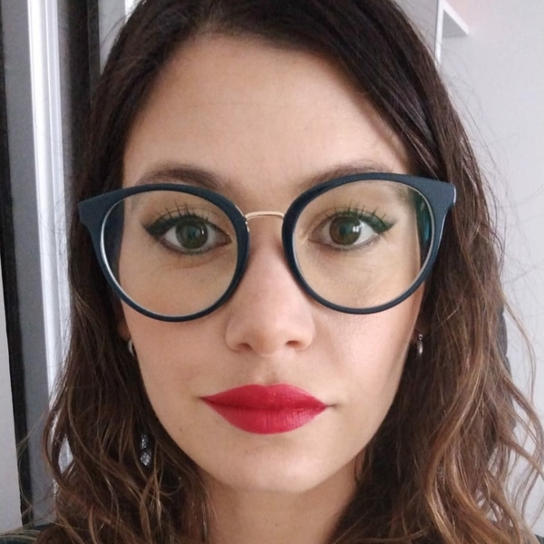 Julia - Profesor inglés - Morón