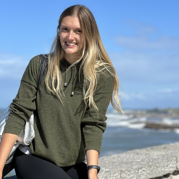 MANUELA - profesor de física - San Lorenzo