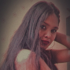 Akanksha - Biology tutor - Nagpur