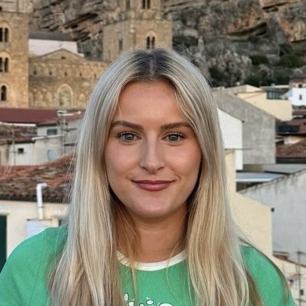 Anna - English tutor - Ramsbottom