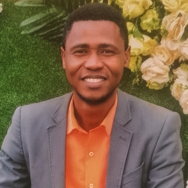 Adewoye - French tutor - Keta-East