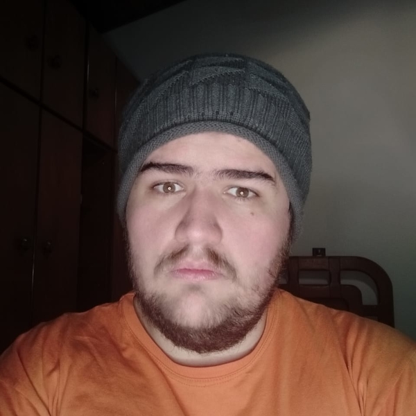 Lucas - Prof de matemática - Jardim Imperial