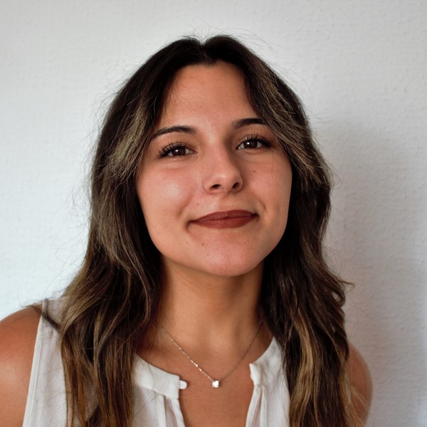 Marta - Profe de valenciano - Alicante
