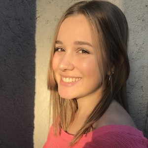 Chiara - Profesor historia - La Calera