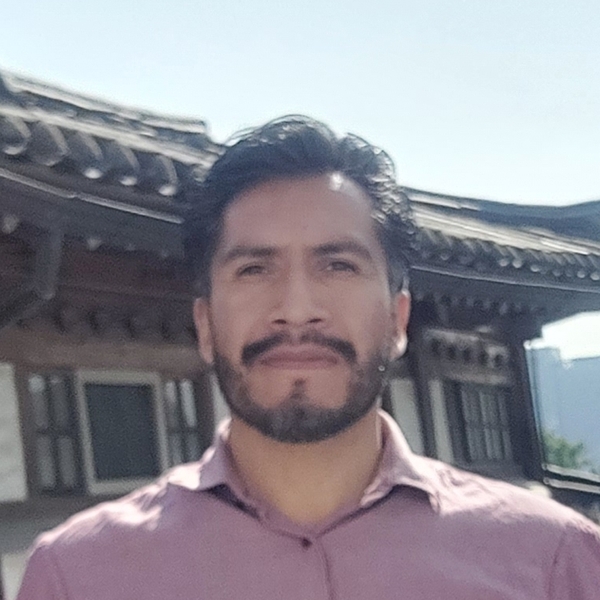 DELFINO - prof de Inglés - Toluca de Lerdo