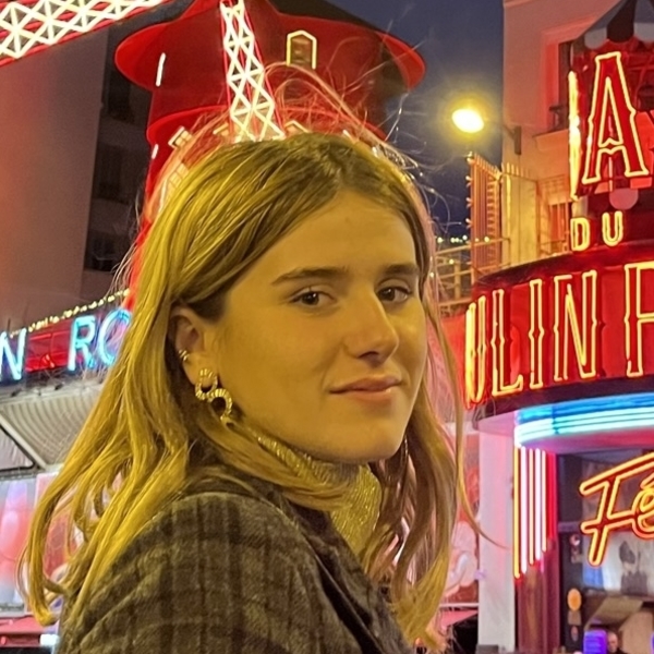Ines - Profe de álgebra - Madrid