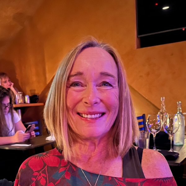 Sylvia - English tutor - Victoria